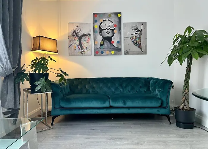 Apartament Lovely In *